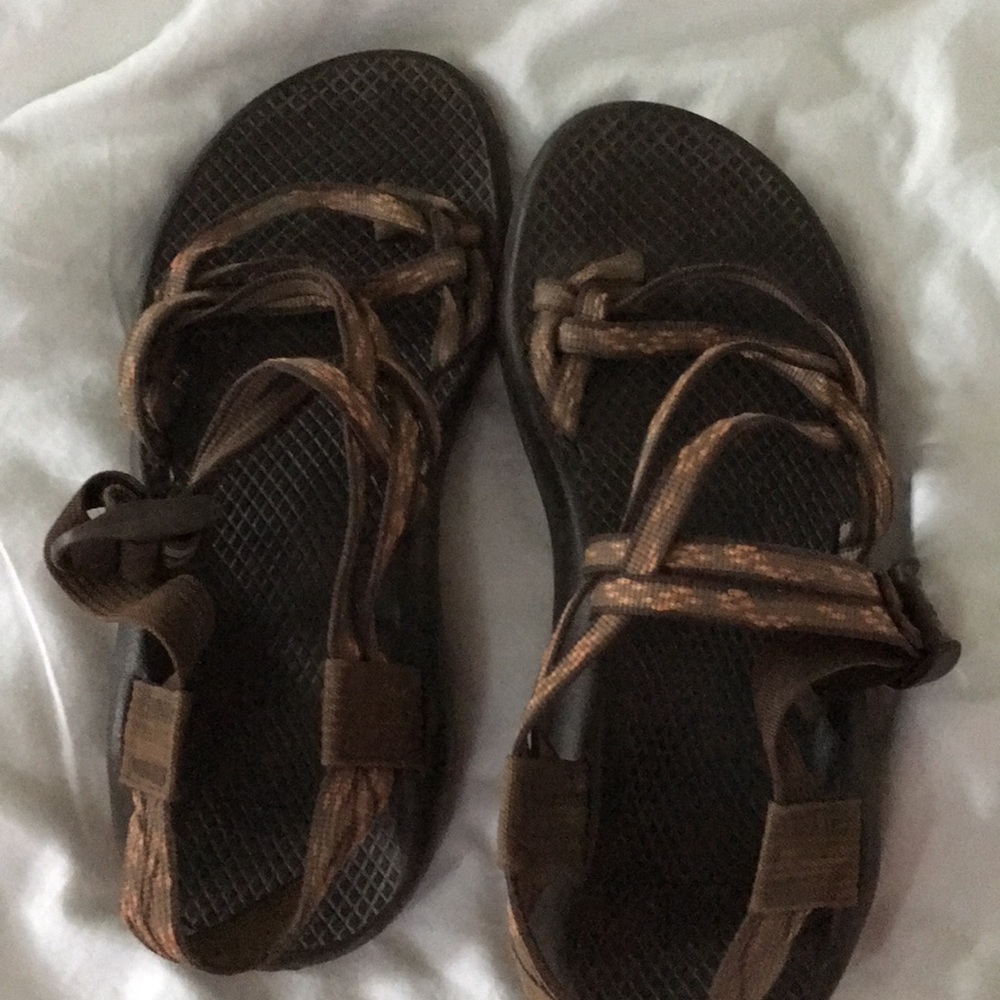 Brown Chacos! Size 7.5